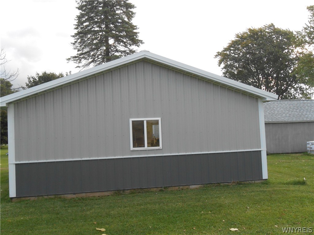 12977 West Lee Road Barre, NY 14411 - Photo 21 of 24 West side of 28' x 32' Pole Barn