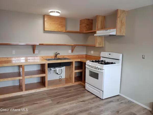 $525,000 | 6476 Kootenai Street, Bonners Ferry, ID 83805