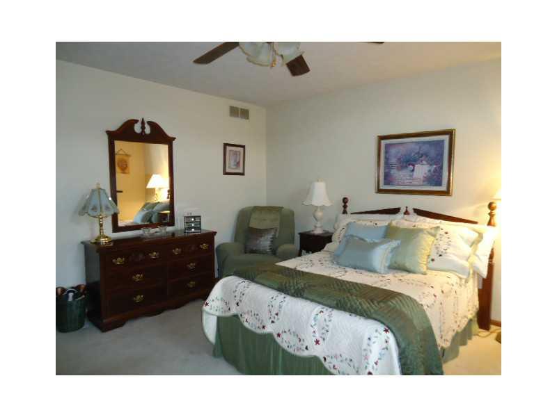5026 Julia McKees Rocks, PA 15136 - Photo 13 of 18 Bedroom.