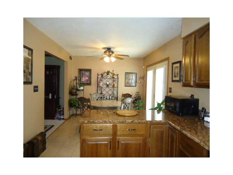 5026 Julia McKees Rocks, PA 15136 - Photo 4 of 18 Kitchen.