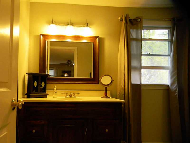 112 Walnut Road Barrington, RI 02806 - Photo 12 of 25 Master Bath/Spa. Master bath