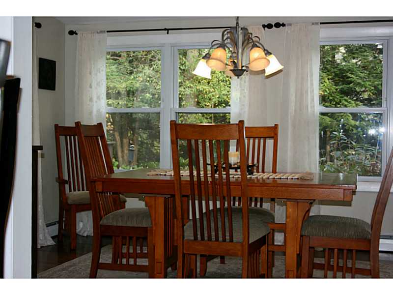 112 Walnut Road Barrington, RI 02806 - Photo 9 of 25 Dining Room.