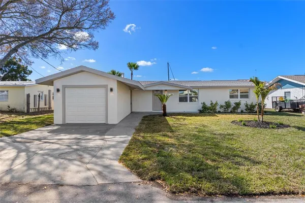 $399,999 | 3372 Minnow Creek Drive, Hernando Beach, FL 34607