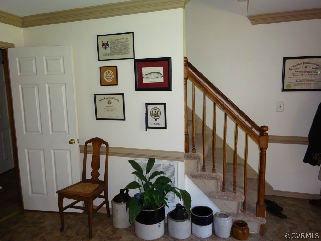 11017 Drayton Road Chester, VA 23831 - Photo 5 of 23