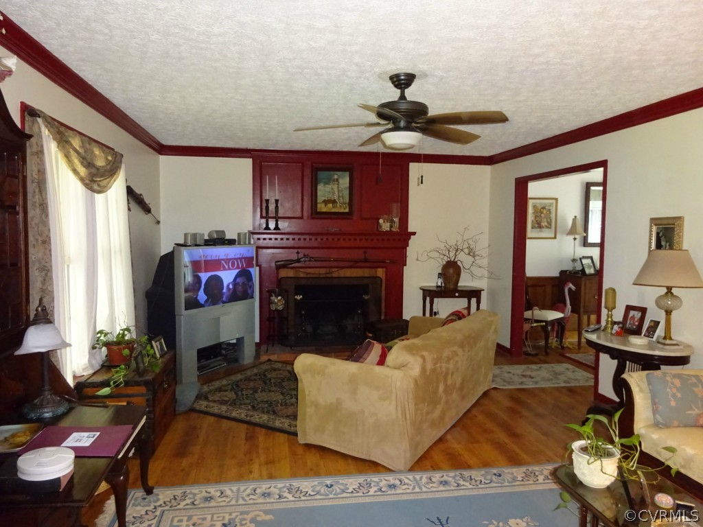 11017 Drayton Road Chester, VA 23831 - Photo 6 of 23