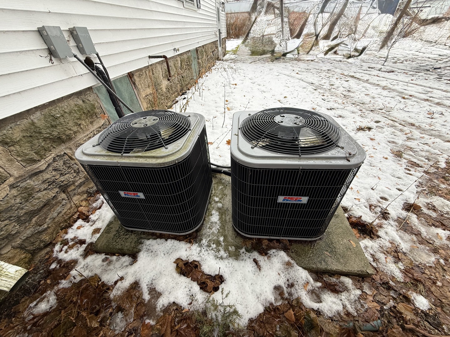 201 South Elida Street Winnebago, IL 61088 - Photo 7 of 36