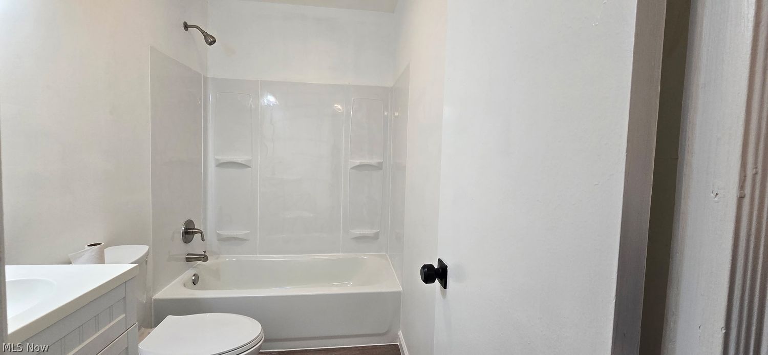 13347 Thornhope Road Cleveland, OH 44135 - Photo 13 of 15