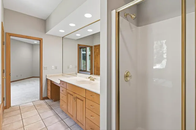 $1,050,000 | 2520 Arbor Court, Mendota Heights, MN 55120