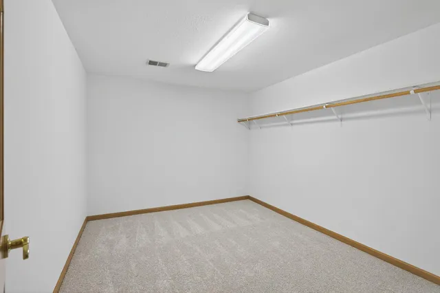 $1,050,000 | 2520 Arbor Court, Mendota Heights, MN 55120