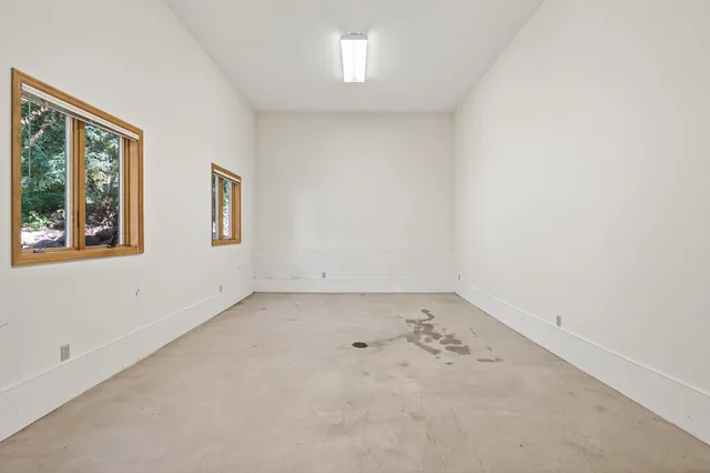 $1,050,000 | 2520 Arbor Court, Mendota Heights, MN 55120