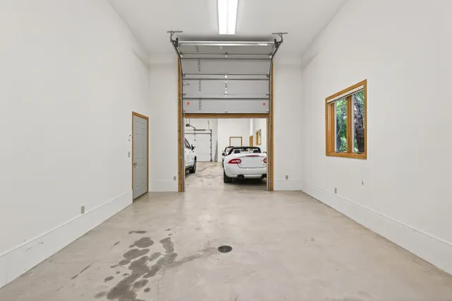 $1,050,000 | 2520 Arbor Court, Mendota Heights, MN 55120