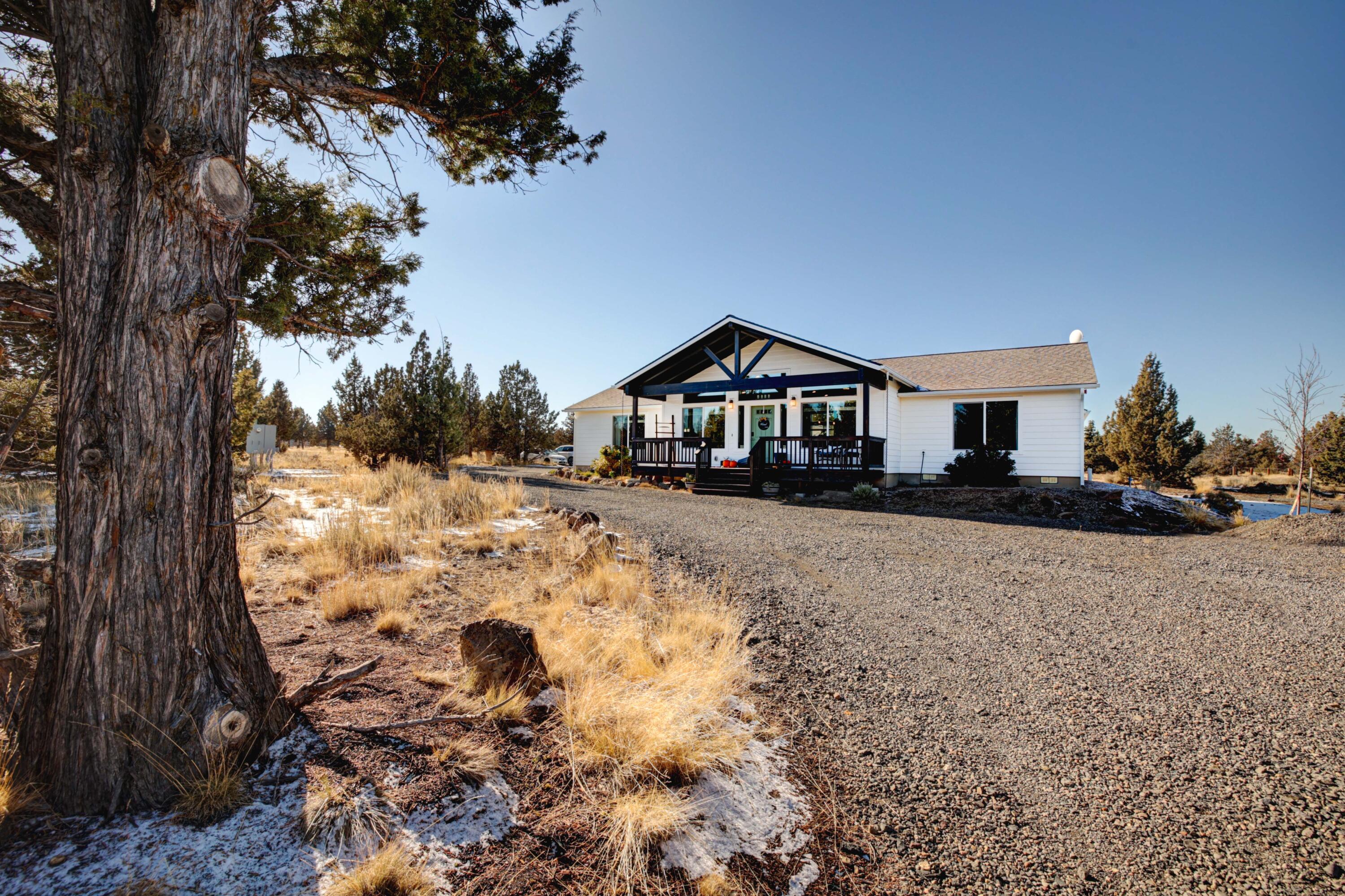 12951 Southeast Falcon Ridge Road Prineville, OR 97754 - Photo 1 of 33 12951 SE Falcon Ridge Rd-5