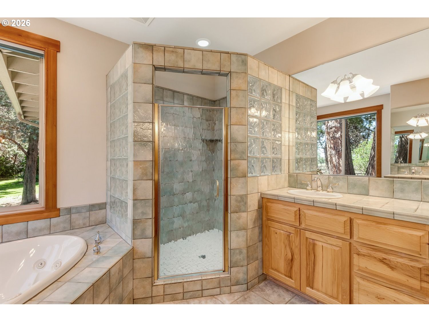 64464 Collins Road Bend, OR 97703 - Photo 19 of 48
