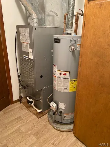 $215,000 | 1001 South 1 Mile Road, Dexter, MO 63841