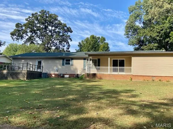 $205,000 | 1001 South 1 Mile Road, Dexter, MO 63841