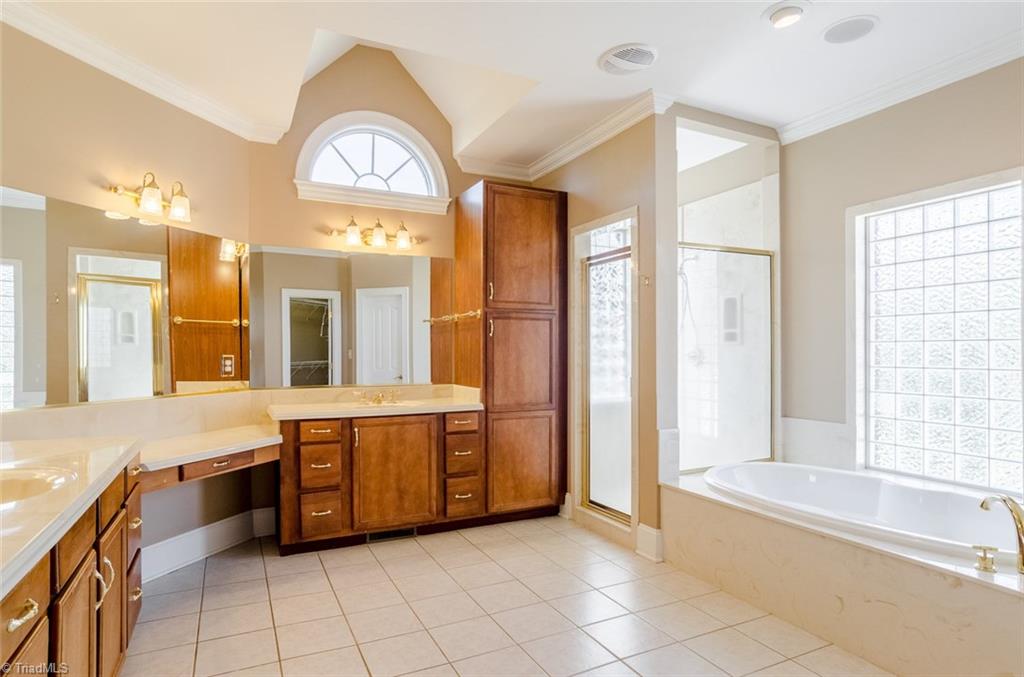 6702 Bugle Run Drive Oak Ridge, NC 27310 - Photo 17 of 29 Master Bathroom