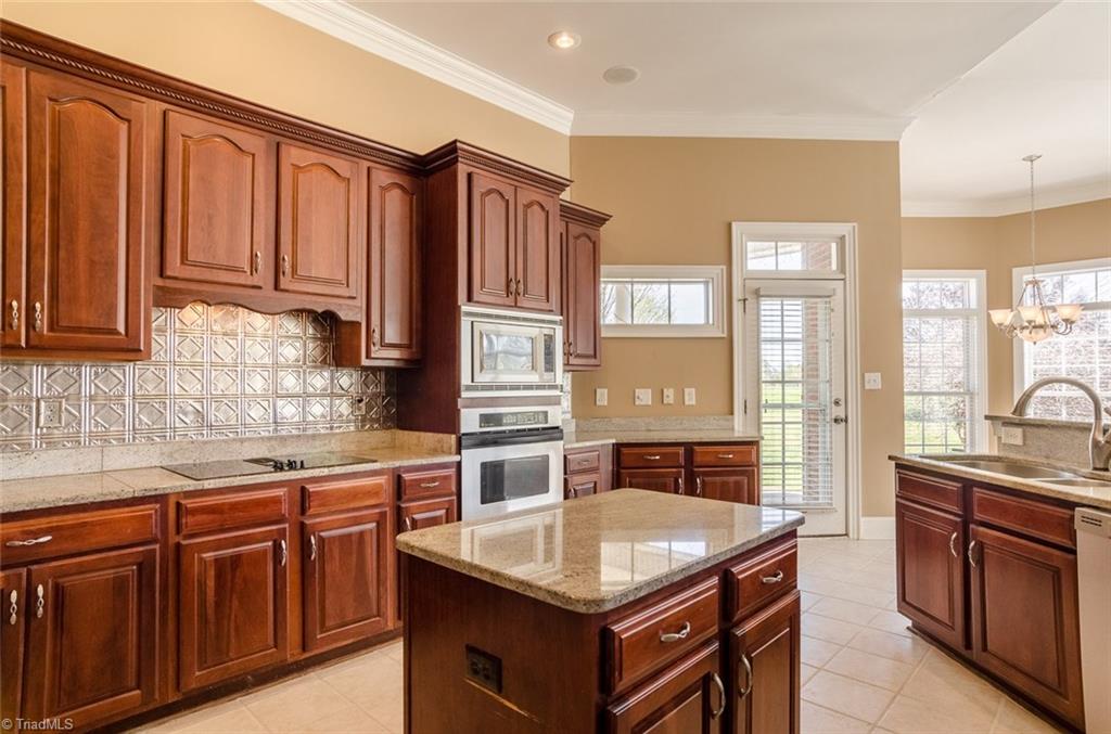 6702 Bugle Run Drive Oak Ridge, NC 27310 - Photo 10 of 29