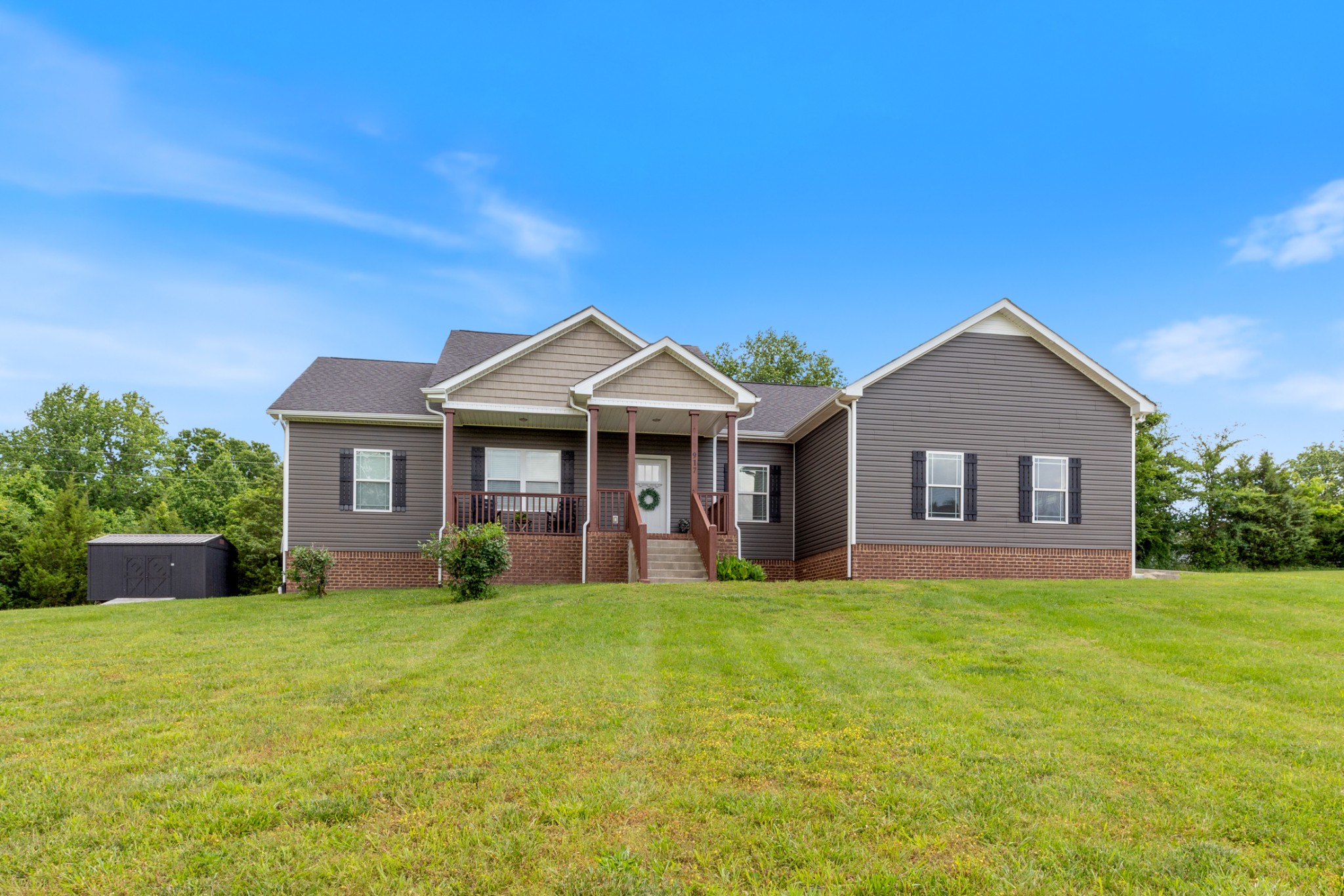 917 Shelton Road Charlotte, TN 37036 - Photo 5 of 41 Gallery Image 5