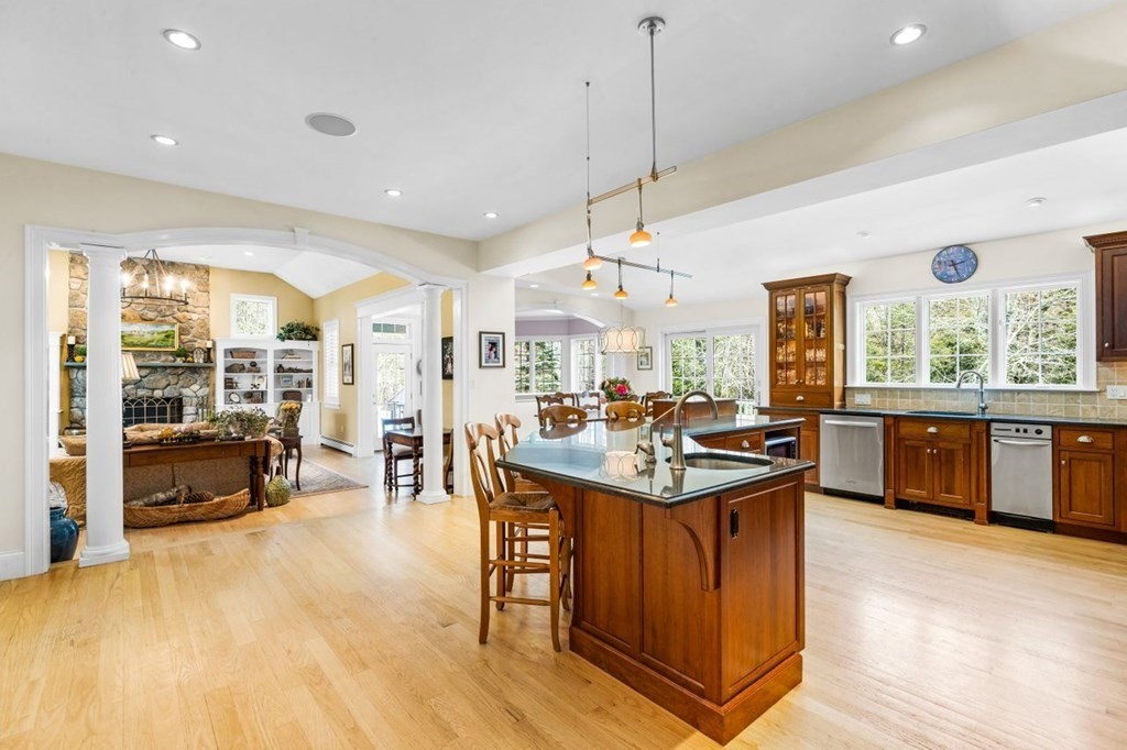 3 Clapp Brook Road Norwell, MA 02061 - Photo 4 of 42 Gallery Image 4