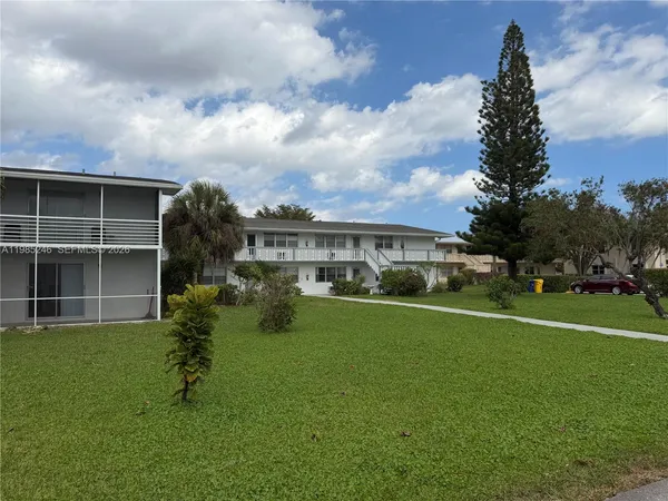 $1,400 | 355 Sheffield O, Unit 355, West Palm Beach, FL 33417