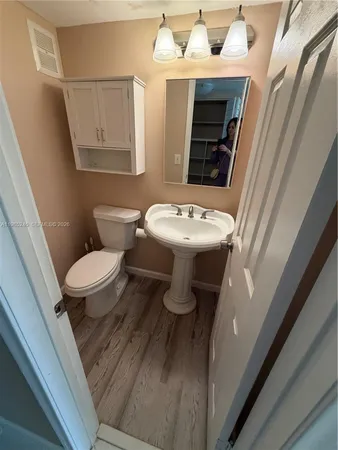 $1,400 | 355 Sheffield O, Unit 355, West Palm Beach, FL 33417