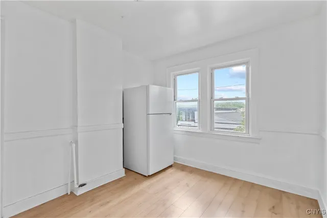 $1,600 | 712 Oak Street, Syracuse, NY 13203