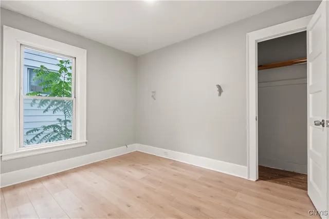 $1,600 | 712 Oak Street, Syracuse, NY 13203