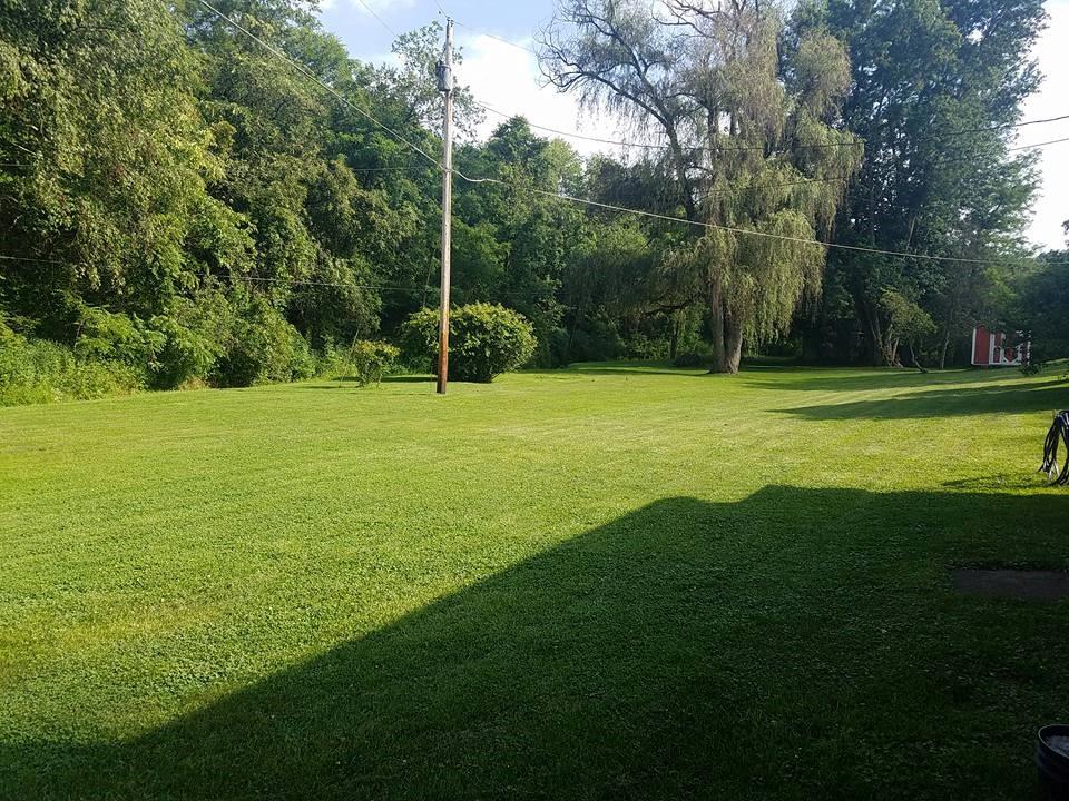 282 Sugar Run Road Waynesburg, PA 15370 - Photo 3 of 13 3/4 of an acre!