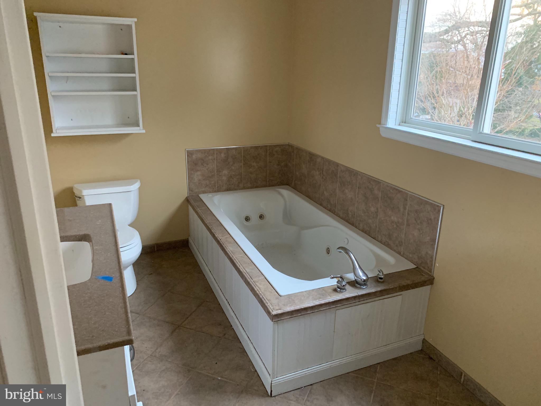 512 Warwick Road Magnolia, NJ 08049 - Photo 2 of 12