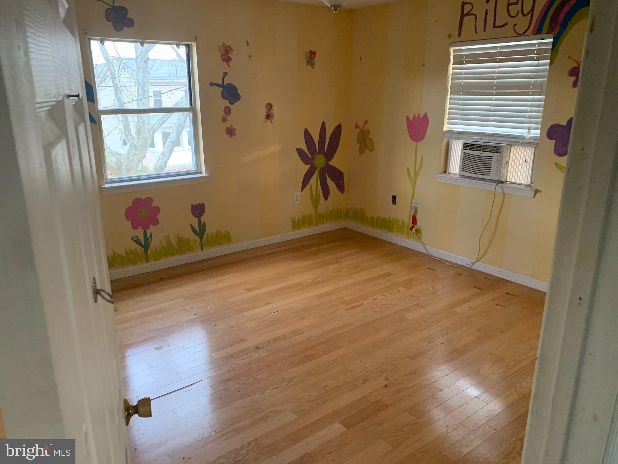 512 Warwick Road Magnolia, NJ 08049 - Photo 3 of 12