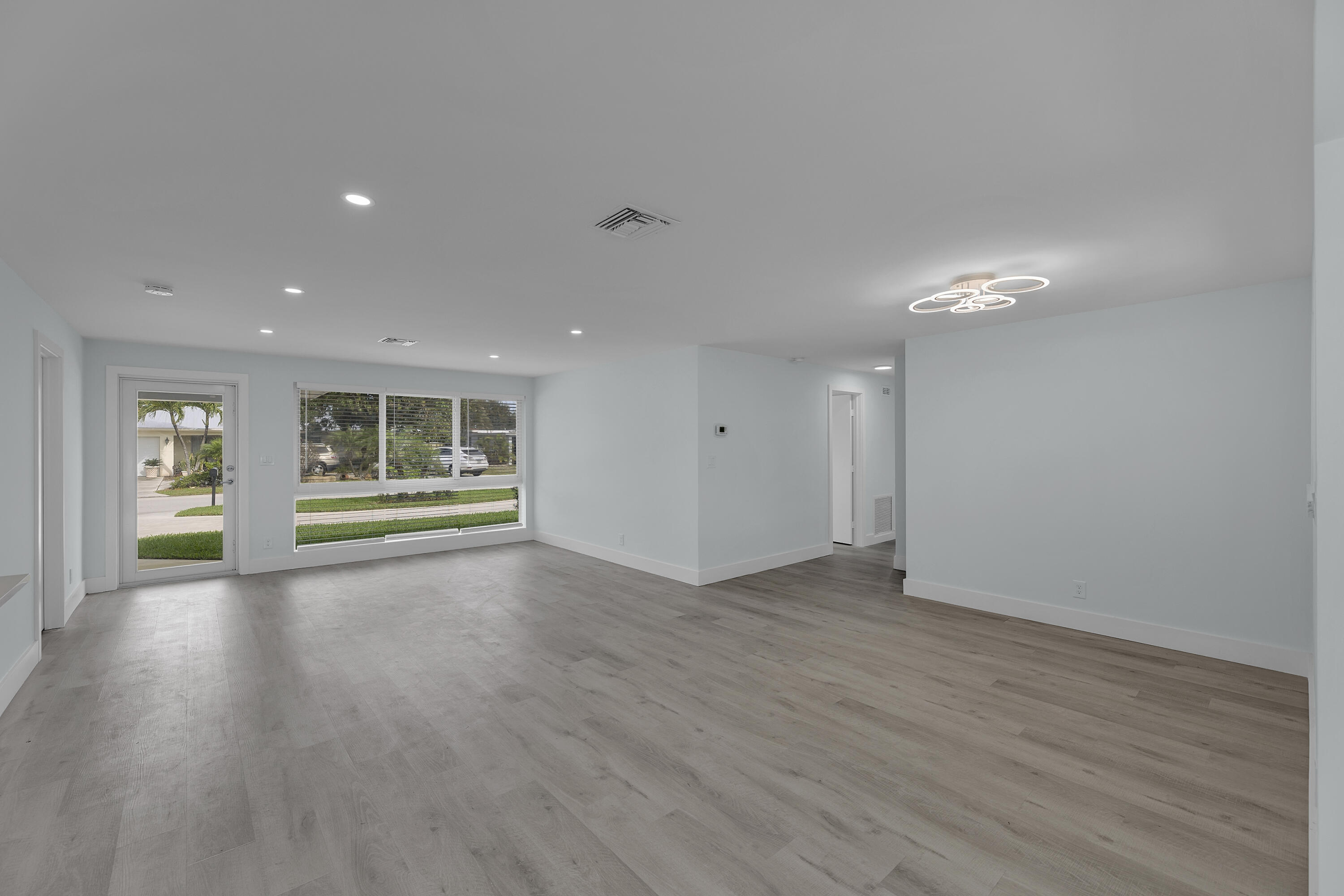 260 Northeast 28th Terrace Boca Raton, FL 33431 - Photo 11 of 40 camargo (26)