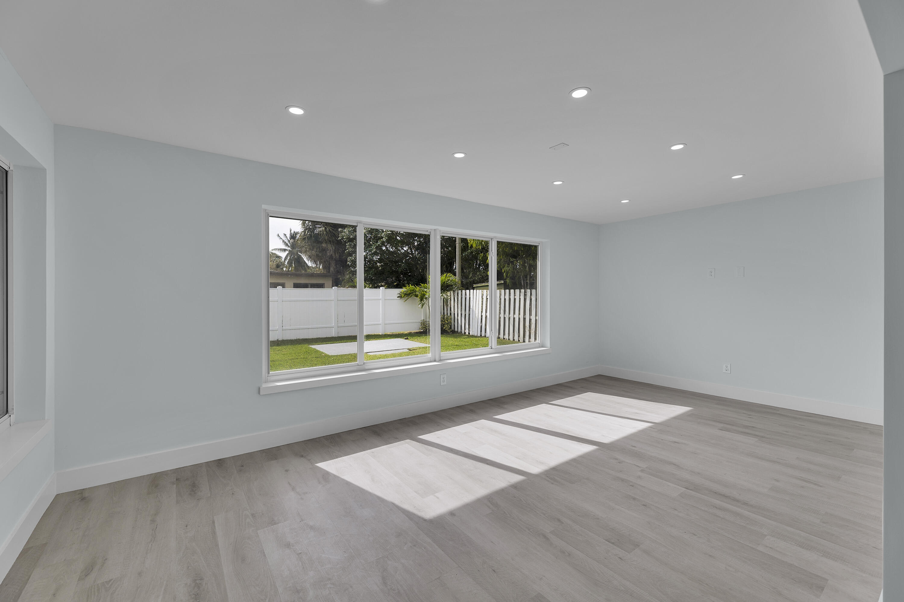 260 Northeast 28th Terrace Boca Raton, FL 33431 - Photo 18 of 40 camargo (76)