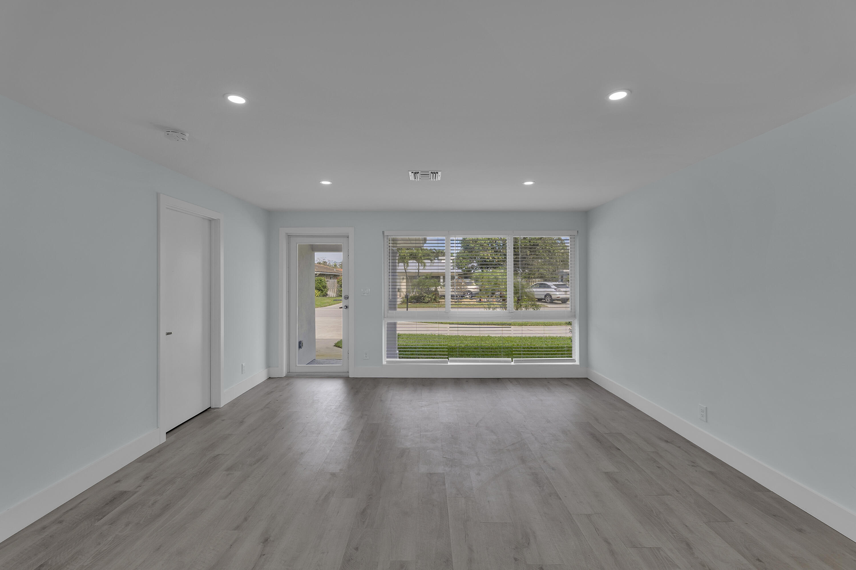 260 Northeast 28th Terrace Boca Raton, FL 33431 - Photo 9 of 40 camargo (16)