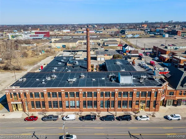 $2,050 | 3434 Russell Street, Unit 27207, Detroit, MI 48207