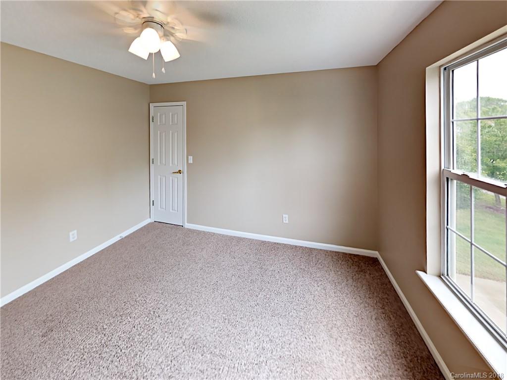 947 Knightsbridge Road Fort Mill, SC 29708 - Photo 13 of 18