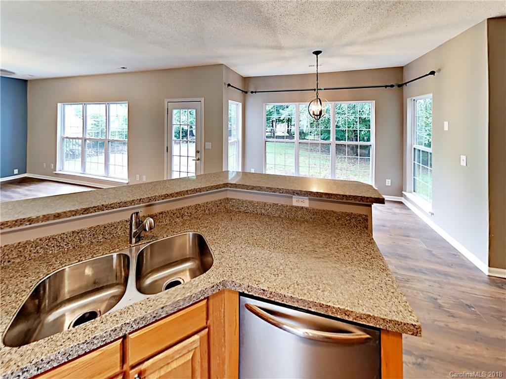 947 Knightsbridge Road Fort Mill, SC 29708 - Photo 3 of 18