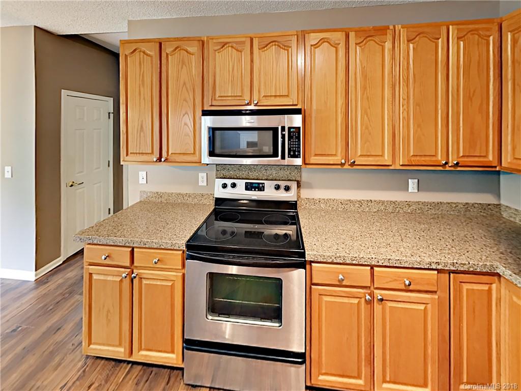 947 Knightsbridge Road Fort Mill, SC 29708 - Photo 4 of 18