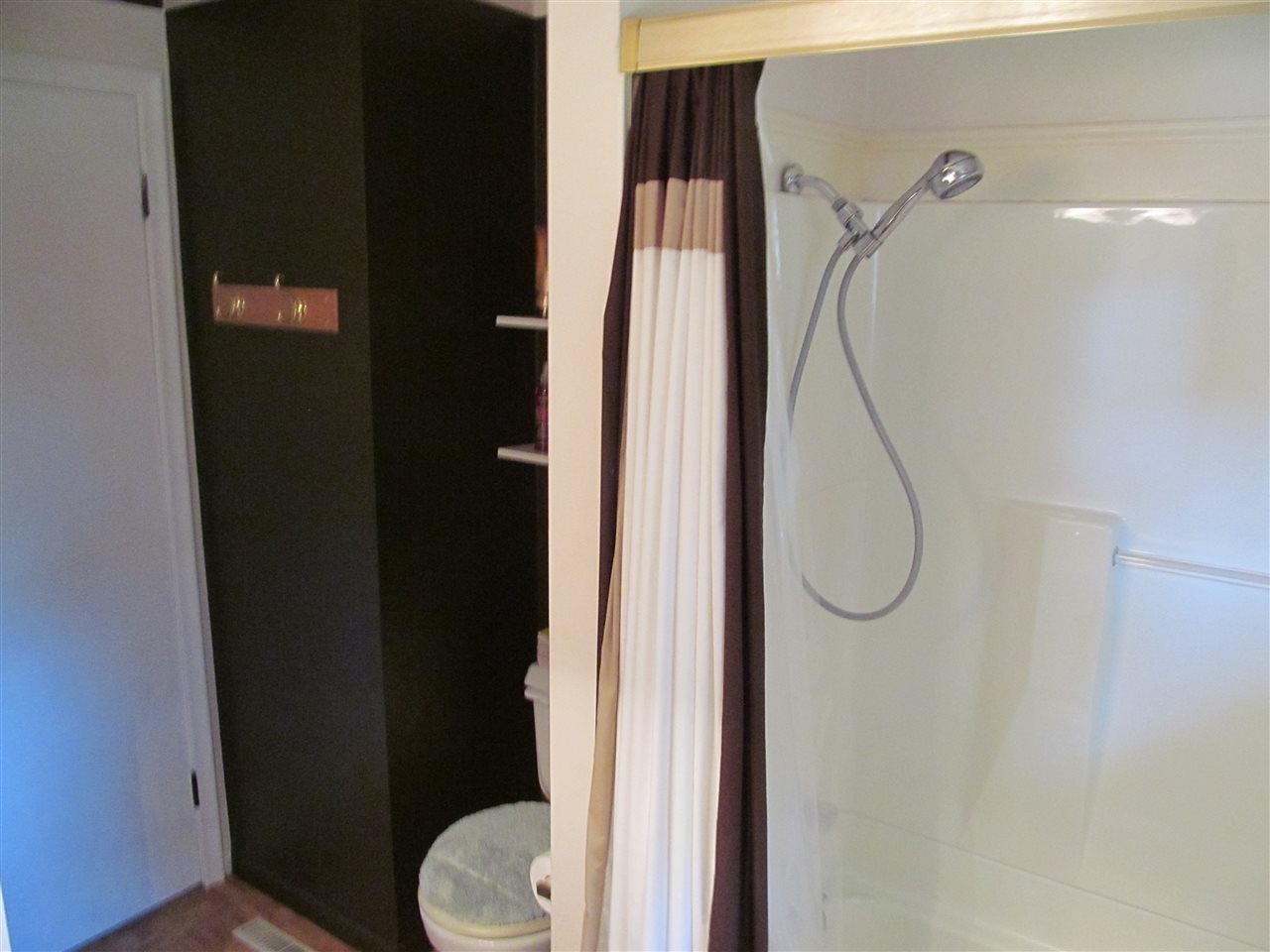 261 Stanley Road Bay City, MI 48708 - Photo 22 of 29