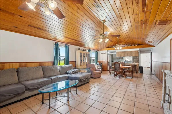 $1,600 | Undisclosed Address, Webster, FL 33597