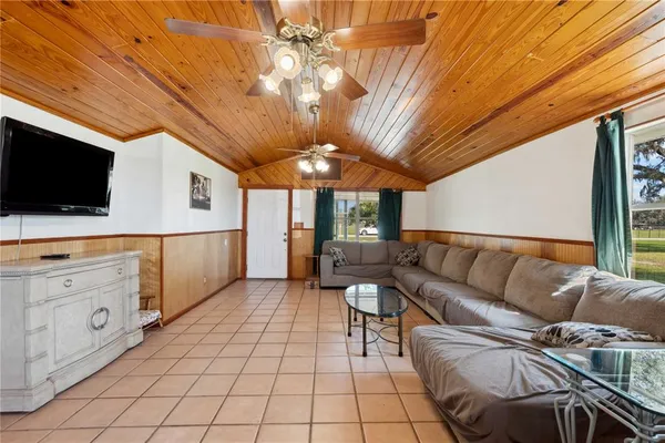 $1,600 | Undisclosed Address, Webster, FL 33597