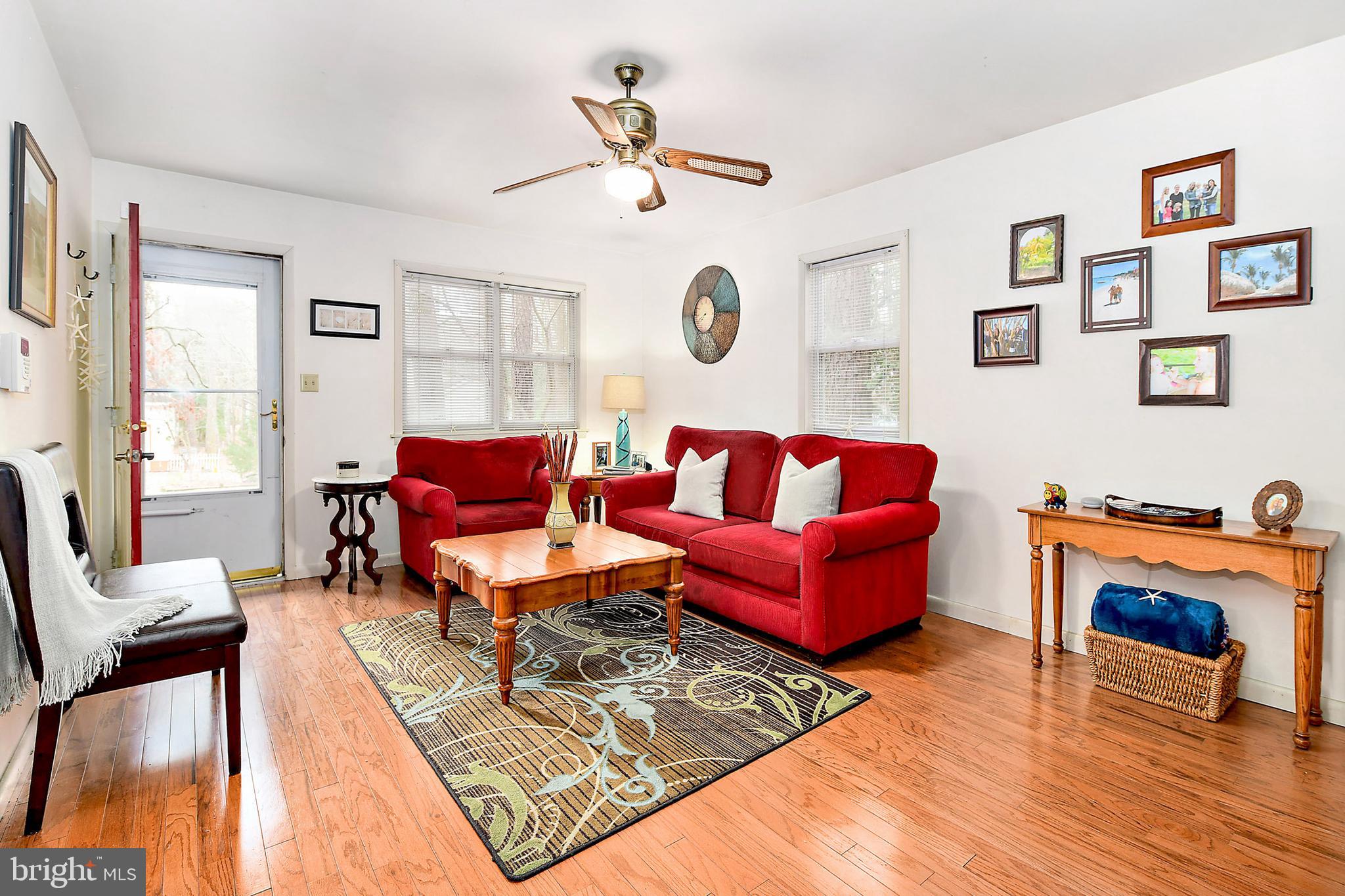 23 Harpoon Road Ocean Pines, MD 21811 - Photo 3 of 24 Living Room