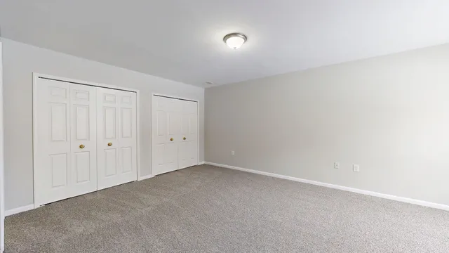 $2,400 | 2740 South Knightsbridge Circle, Ann Arbor, MI 48105