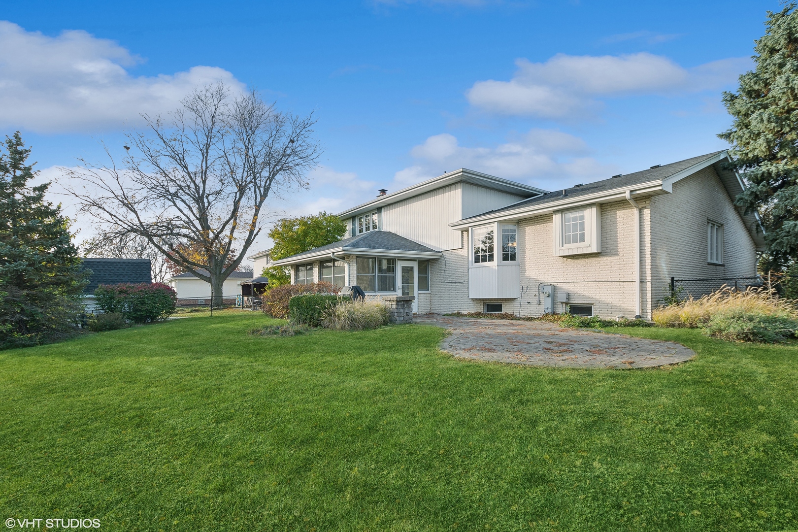 8669 Raintree Lane Orland Park, IL 60462 - Photo 25 of 25 a front view of house with yard and green space