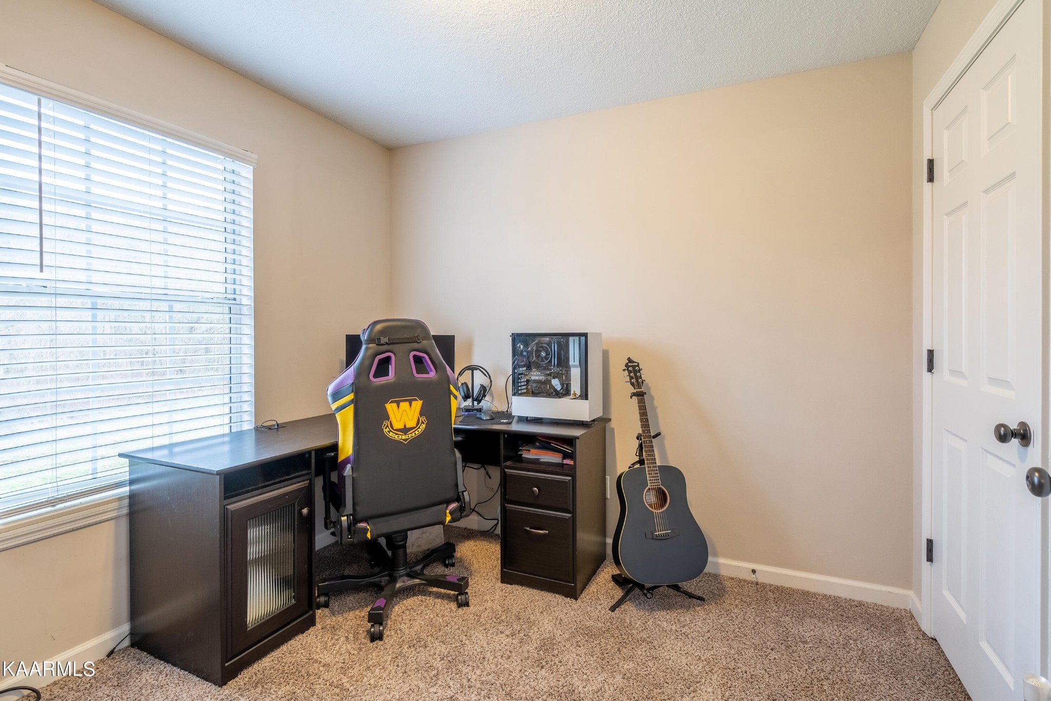 6408 Wilmouth Run Road Knoxville, TN 37918 - Photo 17 of 29 a view of workspace with a window