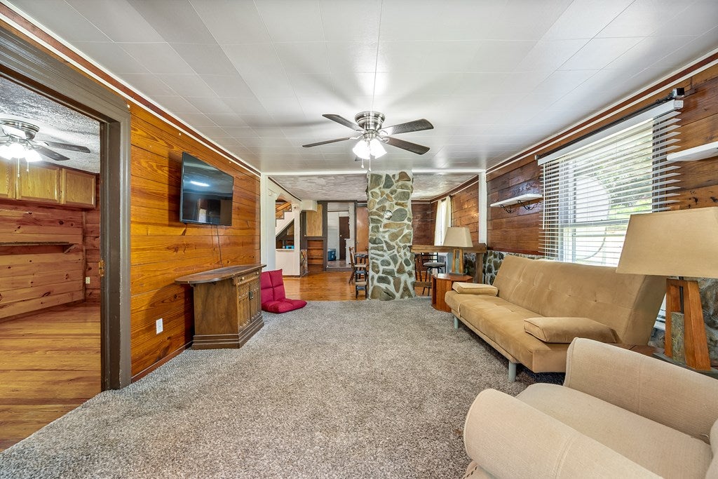 2965 Scratch Gravel Road Marion, VA 24354 - Photo 8 of 36 Gallery Image 8