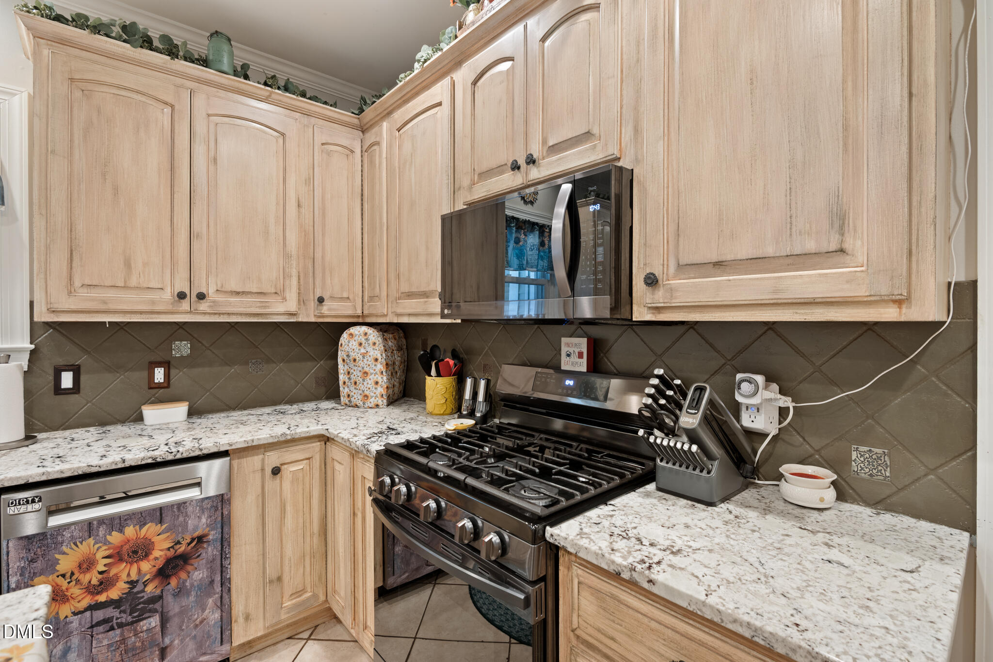 275 Winfred Drive Raleigh, NC 27603 - Photo 16 of 59