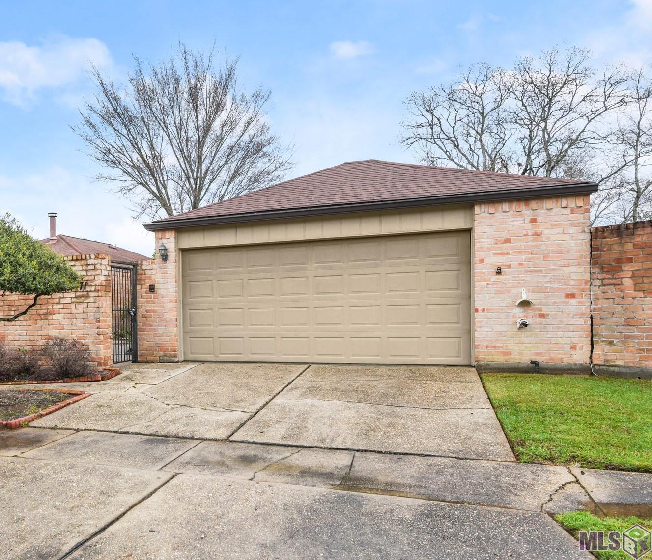 2471 Inverrary Drive Baton Rouge, LA 70816 - Photo 10 of 16 Gallery Image 10