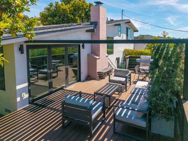 $2,695,000 | 3137 Lucinda Lane, Santa Barbara, CA 93105