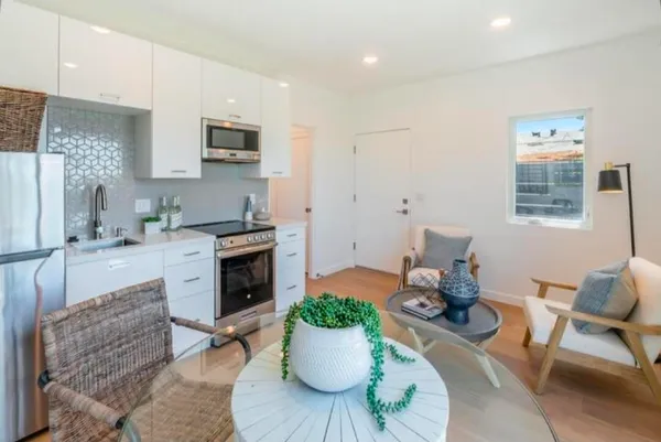 $2,695,000 | 3137 Lucinda Lane, Santa Barbara, CA 93105