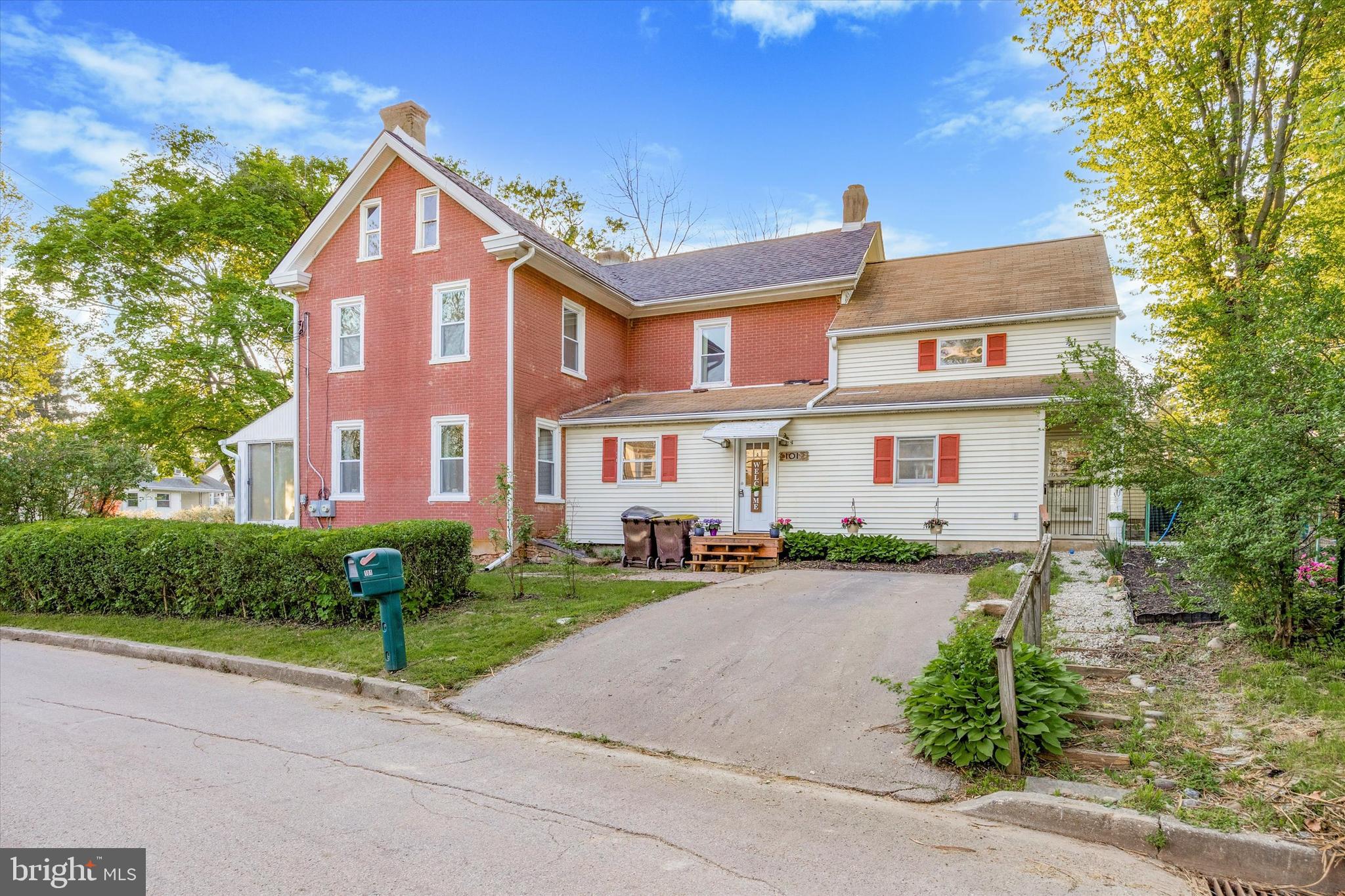 101 Mill Road Norristown, PA 19401 - Photo 1 of 28 Gallery Image 1